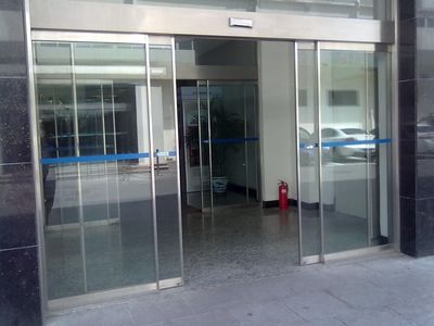 温州松下感应门 自动门120型机组 温州车牌识别温州人行通道闸运行稳定质量可靠